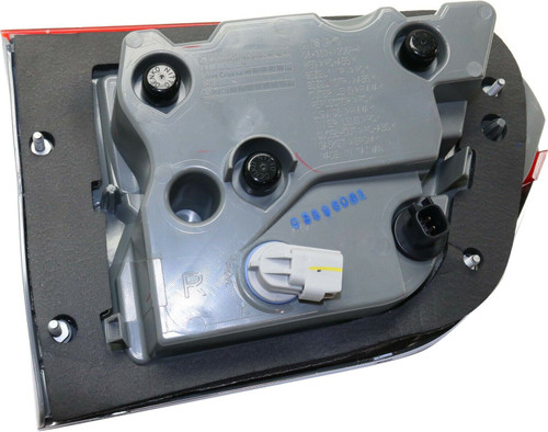 TRUNK LAMP RH (BACKUP LAMP) PLATINUM INSERT LAREDO/LIMITED/OVERLAND/SUMMIT HQ REPLACEMENT FOR JEEP GRAND CHEROKEE 2019 PARTLINKS NUMBER CH2803112 TRUNK LAMP RH (BACKUP LAMP) PLATINUM INSERT LAREDO/LIMITED/OVERLAND/SUMMIT HQ REPLACEMENT FOR JEEP GRAND CHEROKEE 2019 PARTLINKS NUMBER CH2803112