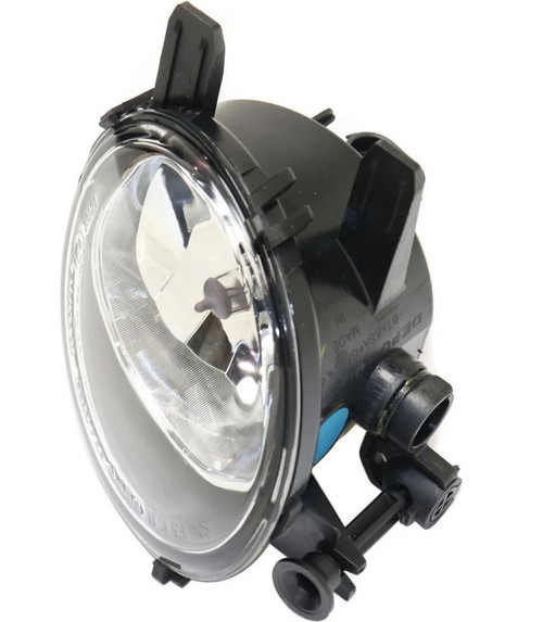 FOG LAMP FR LH CAPA REPLACEMENT FOR BMW 3 SERIES SEDAN (EXCLUDE 330E AND 3401)2015 PARTSLINK NUMBER BM2592142C FOG LAMP FR LH CAPA REPLACEMENT FOR BMW 3 SERIES SEDAN (EXCLUDE 330E AND 3401)2015 PARTSLINK NUMBER BM2592142C