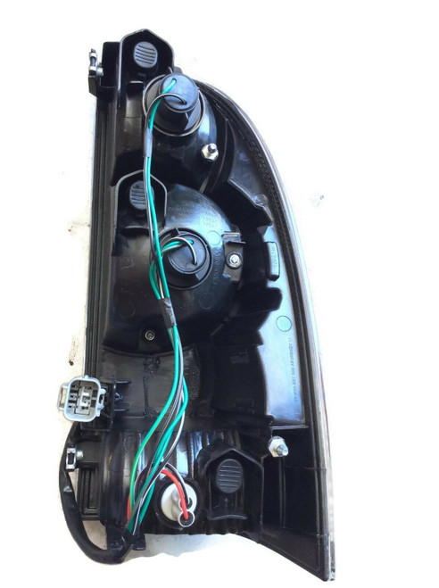 TAIL LAMP LH LED W/CLEAR CENTER LENS CAPA REPLACEMENT FOR TOYOTA TACOMA PICKUP 2WD 2010 PARTSLINK NUMBER TO2800177C TAIL LAMP LH LED W/CLEAR CENTER LENS CAPA REPLACEMENT FOR TOYOTA TACOMA PICKUP 2WD 2010 PARTSLINK NUMBER TO2800177C