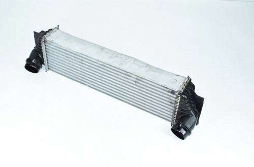 INTERCOOLER TURBO GAS 5 SERIES 3.0L REPLACEMENT FOR BMW 5 SERIES 2015 PARTSLINK NUMBER BM3012102 INTERCOOLER TURBO GAS 5 SERIES 3.0L REPLACEMENT FOR BMW 5 SERIES 2015 PARTSLINK NUMBER BM3012102