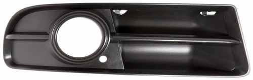 FOG LAMP BEZEL FR RH 3.2L REPLACEMENT FOR AUDI A4 2005 PARTSLINK NUMBER AU1039106 FOG LAMP BEZEL FR RH 3.2L REPLACEMENT FOR AUDI A4 2005 PARTSLINK NUMBER AU1039106