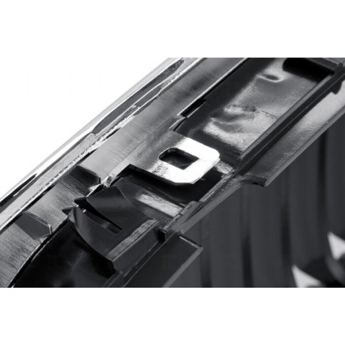 GRILLE LH BLACK W/CHROME TRIM REPLACEMENT FOR BMW 3 SERIES CONVERTIBLE 2005 PARTSLINK NUMBER BM1200164 GRILLE LH BLACK W/CHROME TRIM REPLACEMENT FOR BMW 3 SERIES CONVERTIBLE 2005 PARTSLINK NUMBER BM1200164