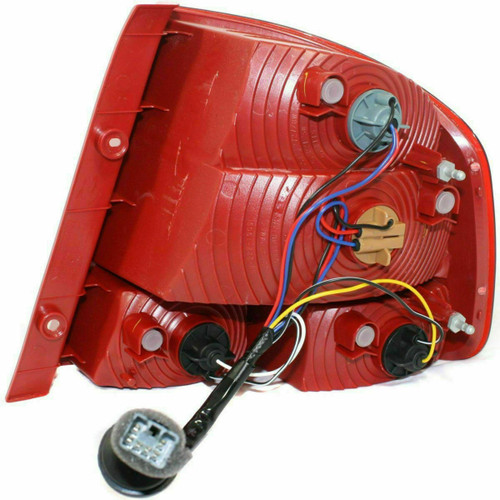 TAIL LAMP LH HQ REPLACEMENT FOR CHEVROLET AVEO SEDAN 2005 PARTSLINK NUMBER GM2800206 TAIL LAMP LH HQ REPLACEMENT FOR CHEVROLET AVEO SEDAN 2005 PARTSLINK NUMBER GM2800206