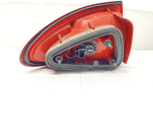 TAIL LAMP LH HQ REPLACEMENT FOR CHEVROLET CAVALIER 2005 PARTSLINK NUMBER GM2800160 TAIL LAMP LH HQ REPLACEMENT FOR CHEVROLET CAVALIER 2005 PARTSLINK NUMBER GM2800160