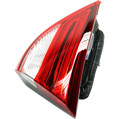 TRUNK LAMP RH CAPA REPLACEMENT FOR CHRYSLER 200 SEDAN 2015 PARTSLINK NUMBER CH2803107C TRUNK LAMP RH CAPA REPLACEMENT FOR CHRYSLER 200 SEDAN 2015 PARTSLINK NUMBER CH2803107C