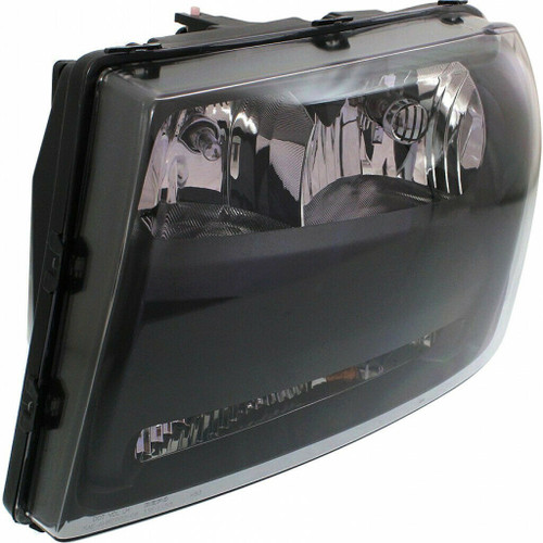 HEAD LAMP LH LT MODEL HQ REPLACEMENT FOR CHEVROLET TRAILBLAZER 2008 PARTSLINK NUMBER GM2502304 HEAD LAMP LH LT MODEL HQ REPLACEMENT FOR CHEVROLET TRAILBLAZER 2008 PARTSLINK NUMBER GM2502304