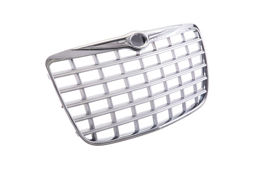 GRILLE CHROME SILVER 2.7L/3.5L REPLACEMENT FOR CHRYSLER 300 2008 PARTSLINK NUMBER  CH1200275