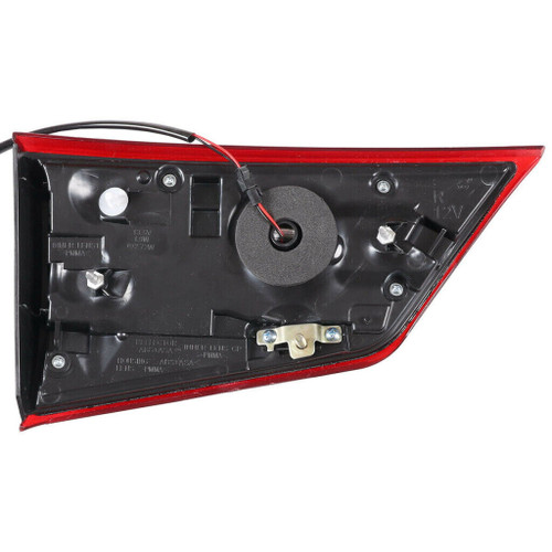 TRUNK LAMP RH LED HQ  REPLACEMENT FOR MITSUBISHI OUTLANDER 2019 PARTSLINK NUMBER MI2803106