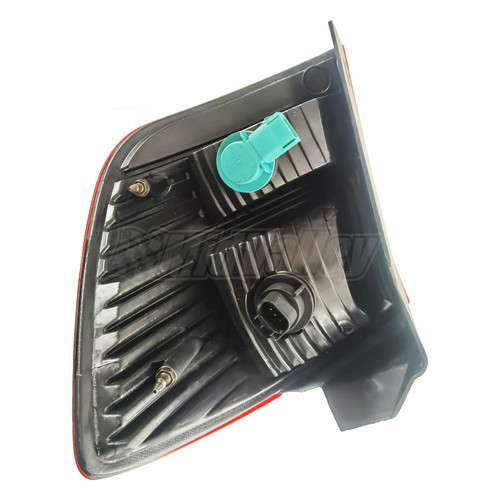 TAIL LAMP LH W/O LED SINGLE BULB HQ REPLACEMENT FOR DODGE JOURNEY 2015 PARTSLINK NUMBER CH2804102 TAIL LAMP LH W/O LED SINGLE BULB HQ REPLACEMENT FOR DODGE JOURNEY 2015 PARTSLINK NUMBER CH2804102