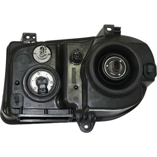 HEAD LAMP RH 5.7L CAPA REPLACEMENT FOR CHRYSLER 300 2005 PARTSLINK NUMBER CH2503167C HEAD LAMP RH 5.7L CAPA REPLACEMENT FOR CHRYSLER 300 2005 PARTSLINK NUMBER CH2503167C
