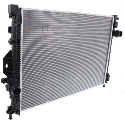 RADIATOR (13352) 2.0L AT/MT W/TURBO REPLACEMENT FOR FORD FOCUS 2015 PARTSLINK NUMBER FO3010313 RADIATOR (13352) 2.0L AT/MT W/TURBO REPLACEMENT FOR FORD FOCUS 2015 PARTSLINK NUMBER FO3010313