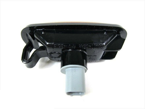 SIDE MARKER LAMP LH/RH AMBER HQ REPLACEMENT FOR DODGE PICKUP DODGE RAM 2500-3500 2005 PARTSLINK NUMBER CH2860111 SIDE MARKER LAMP LH/RH AMBER HQ REPLACEMENT FOR DODGE PICKUP DODGE RAM 2500-3500 2005 PARTSLINK NUMBER CH2860111