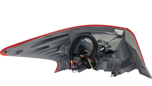 TAIL LAMP RH (BODY MOUNTED) HQ    REPLACEMENT FOR NISSAN SENTRA 2019 PARTSLINK NUMBER NI2805108