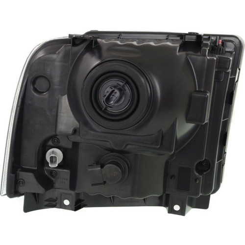 HEAD LAMP LH BLACK BEZEL W/HARLEY-DAVIDSON PKG HQ REPLACEMENT FOR FORD PICKUP F550 SUPERDUTY 2005 PARTSLINK NUMBER FO2502224 HEAD LAMP LH BLACK BEZEL W/HARLEY-DAVIDSON PKG HQ REPLACEMENT FOR FORD PICKUP F550 SUPERDUTY 2005 PARTSLINK NUMBER FO2502224