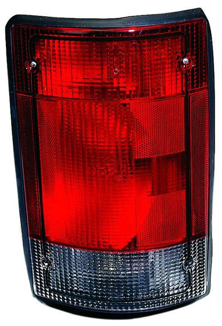 TAIL LAMP RH CAPA REPLACEMENT FOR FORD VAN FORD ECONOLINE 2005 PARTSLINK NUMBER FO2801190C TAIL LAMP RH CAPA REPLACEMENT FOR FORD VAN FORD ECONOLINE 2005 PARTSLINK NUMBER FO2801190C
