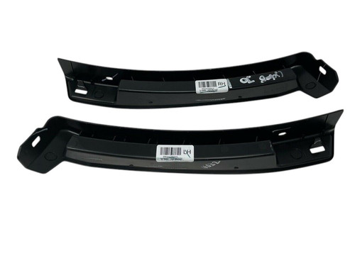 BUMPER VERTICAL SIDE RETAINERS 2-PIECE   REPLACEMENT FOR RAM PICKUP-RAM-3500 2019 PARTSLINK NUMBER CH1061123