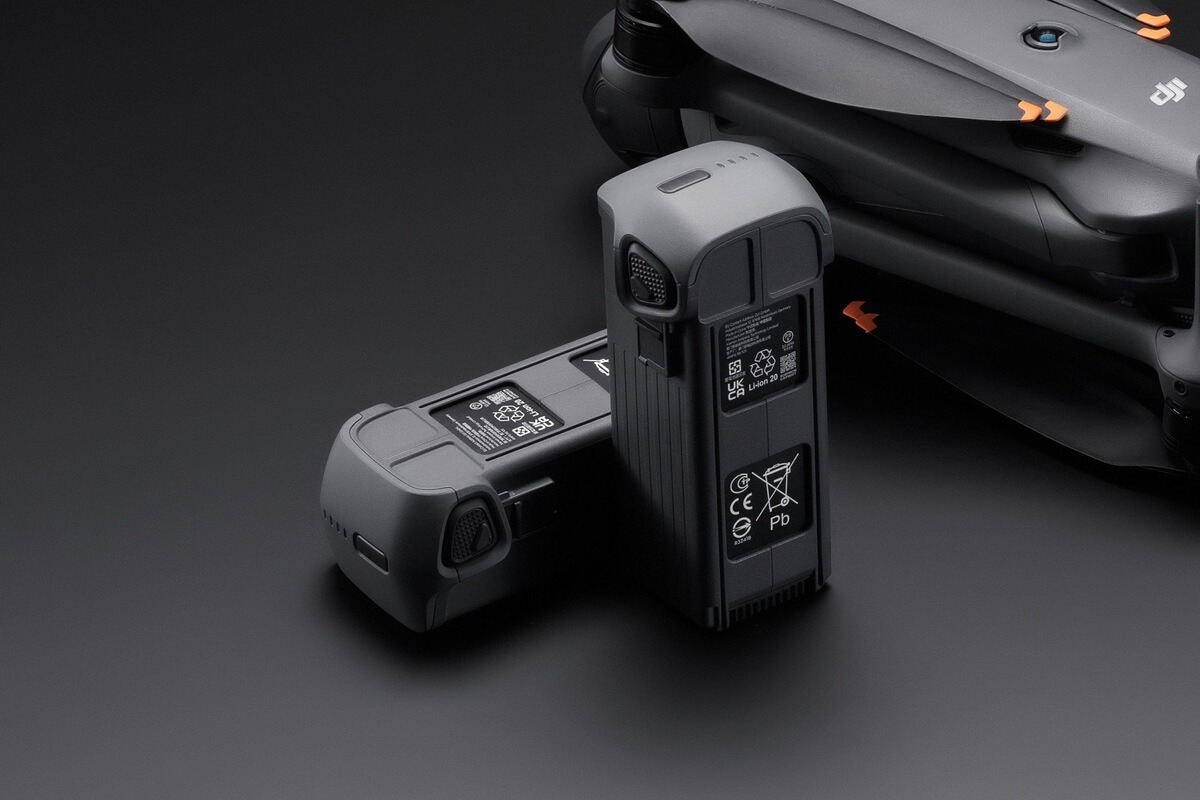 batteria-di-volo-intelligente-dji-mavic-4-pro-4s-li-ion-1-.jpg