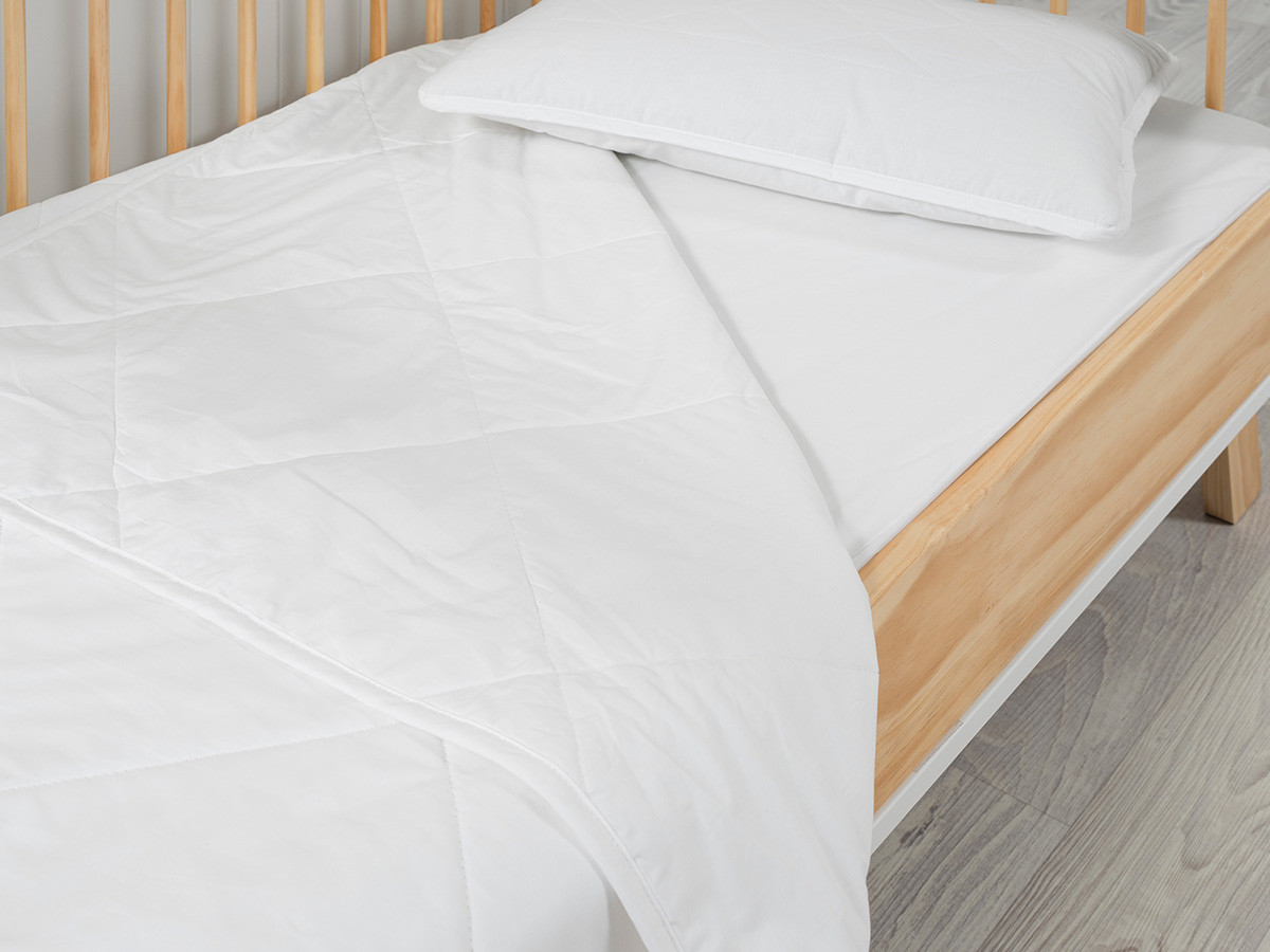 standard cot duvet size