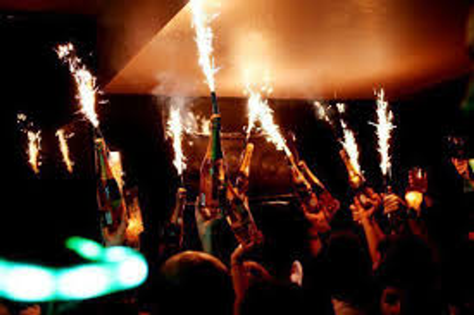Planning the Perfect VIP Table Experience