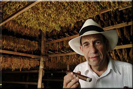 cuban-crafters-cigars-how-they-are-made.jpg