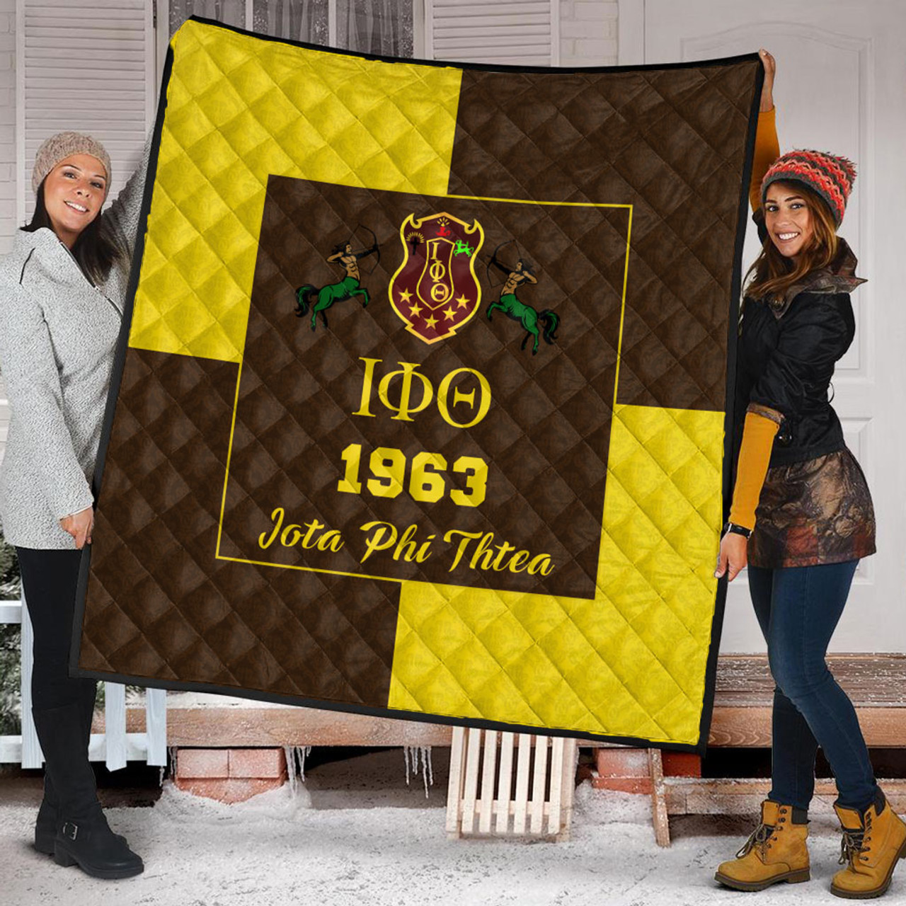 Iota Phi Theta Premium Quilt Haft Concept Style