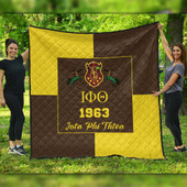 Iota Phi Theta Premium Quilt Haft Concept Style