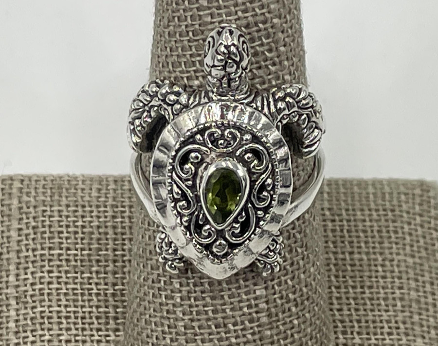 Peridot Turtle Ring .925 Silver (TD)