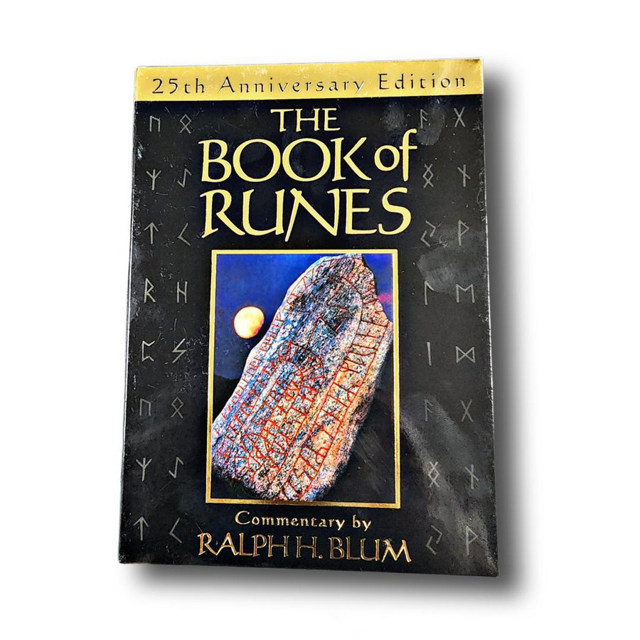 Book of Runes by Ralph Blum