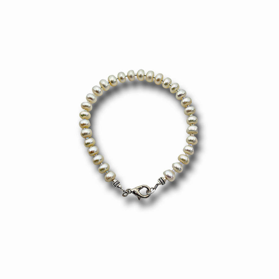 Freshwater Pearl Bracelet. Size: 9" Handmade in the USA