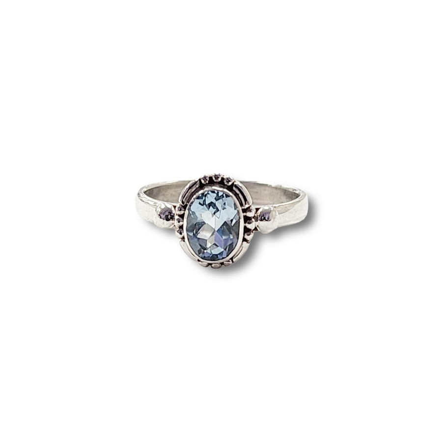 Blue Topaz Ring .925 Silver (O5)