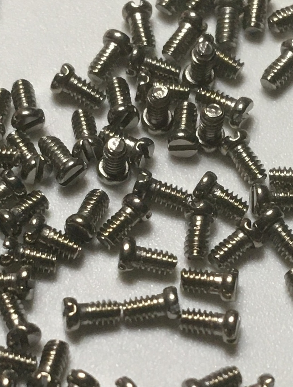 M01567x5 MOREZMORE 50 M1.2x3mm 1.2mm x 3 mm Slotted Head Screw