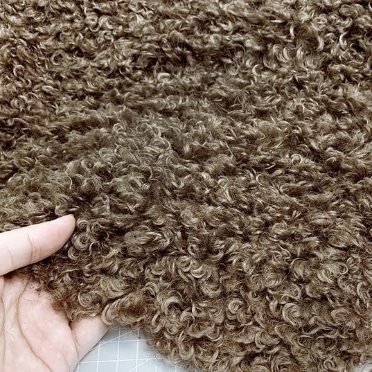 M01692 MOREZMORE Curly Fur Fabric Faux Fur #19 CHOCOLATE BROWN