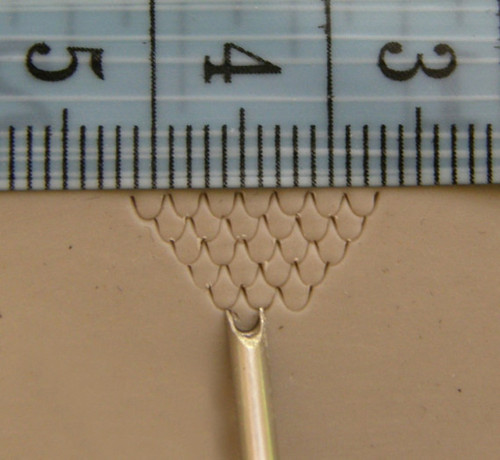 M00562 MOREZMORE AMC 2mm Mermaid Tail Dragon Scales Sculpting Clay Tool