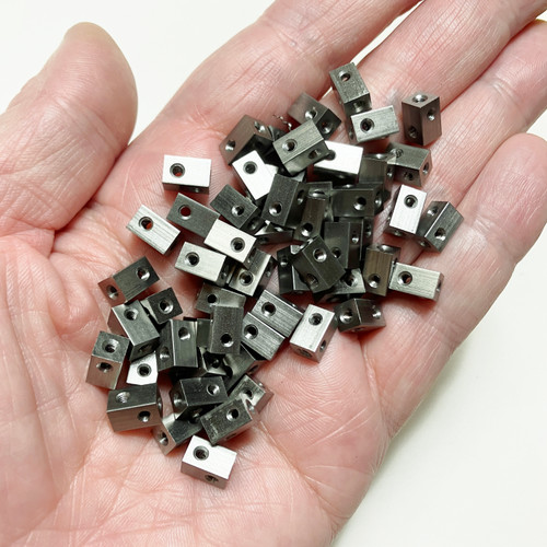 M00345-50 MOREZMORE HPA 50pc Cube Connector M2 8x8x8mm Threaded 6-Way Chest Hip Hub Mini