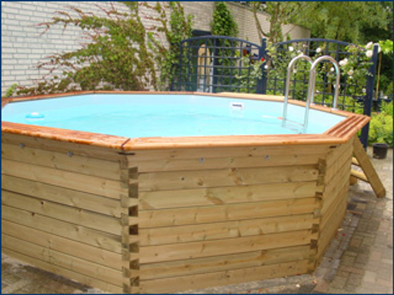 Gardi Wooden Above Ground Timber Swimming Pool