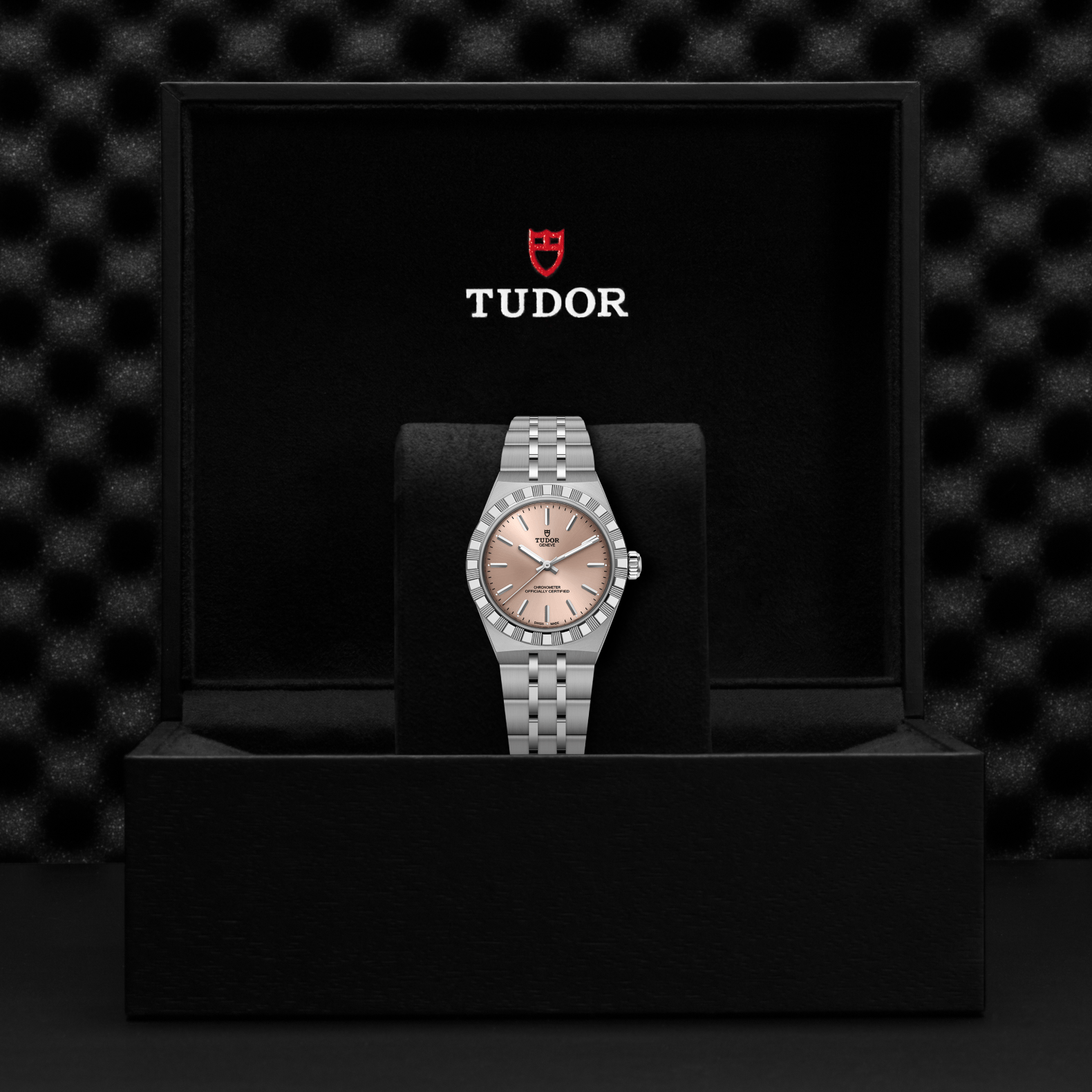 Tudor TUDOR Royal in 30mm steel case, Salmon dial - Global Watch Company