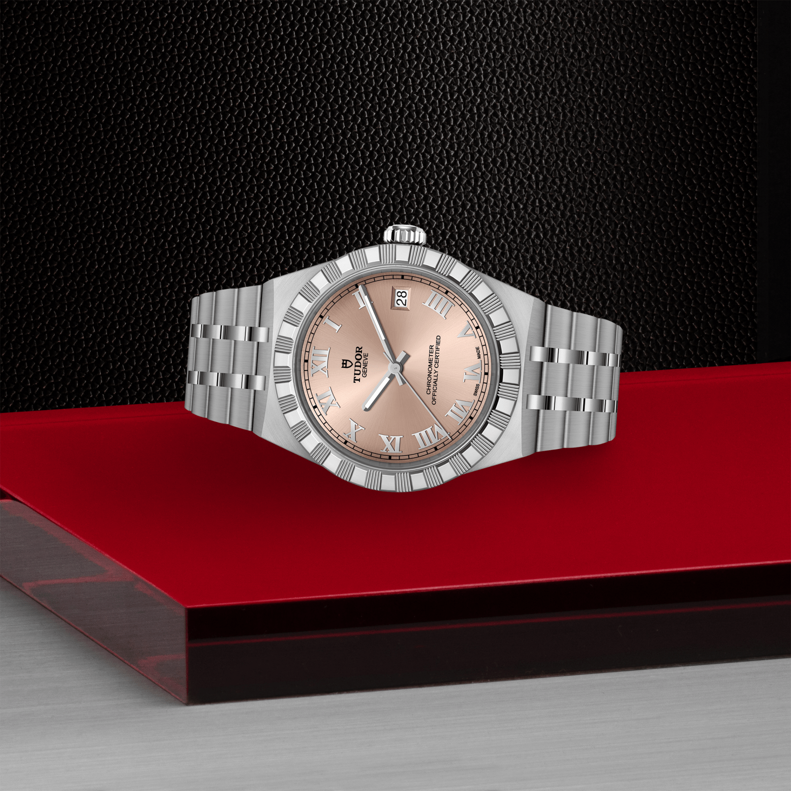 Tudor TUDOR Royal in 36mm steel case, Salmon dial - Global Watch Company