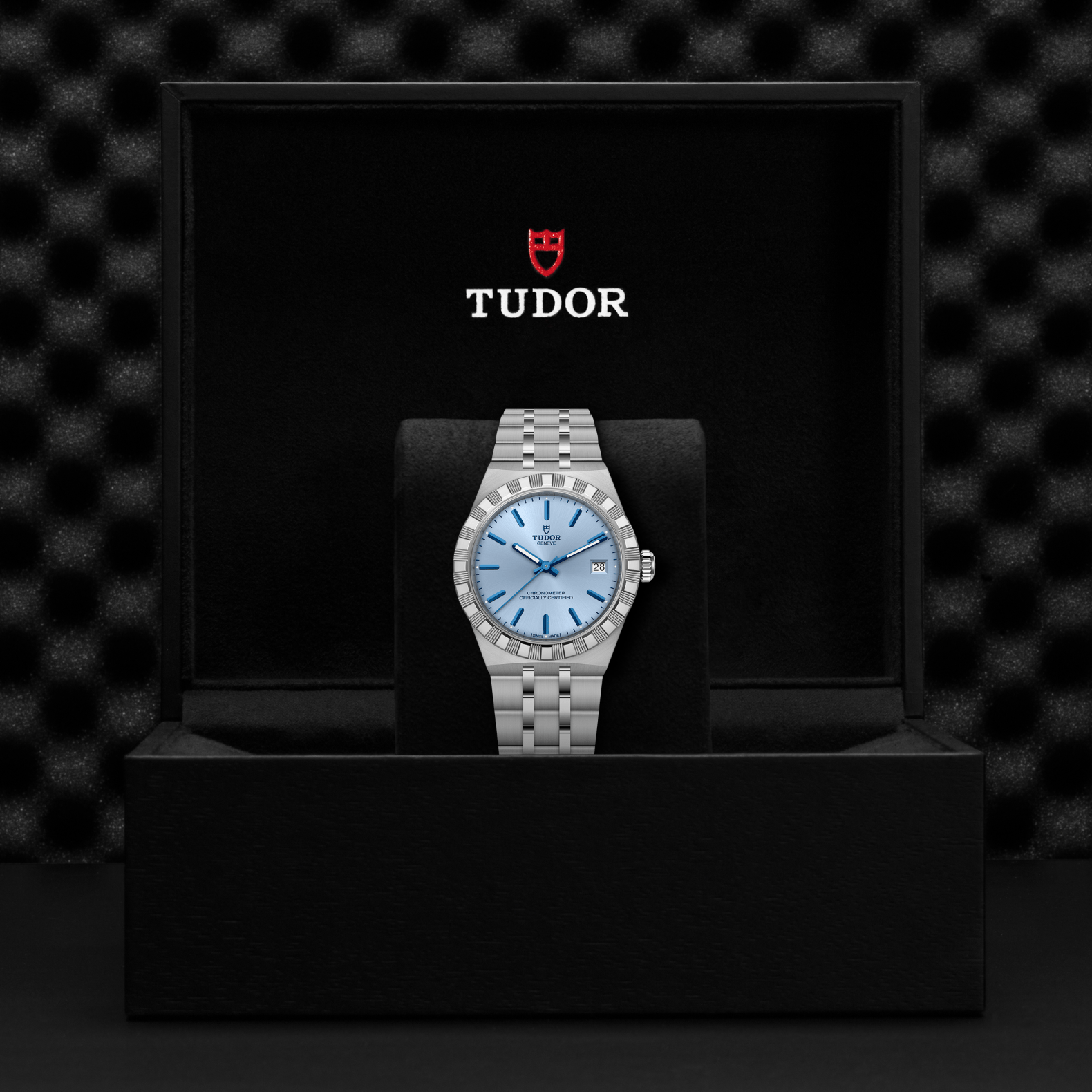 Tudor TUDOR Royal in 36mm steel case, Light blue dial - Global Watch Company
