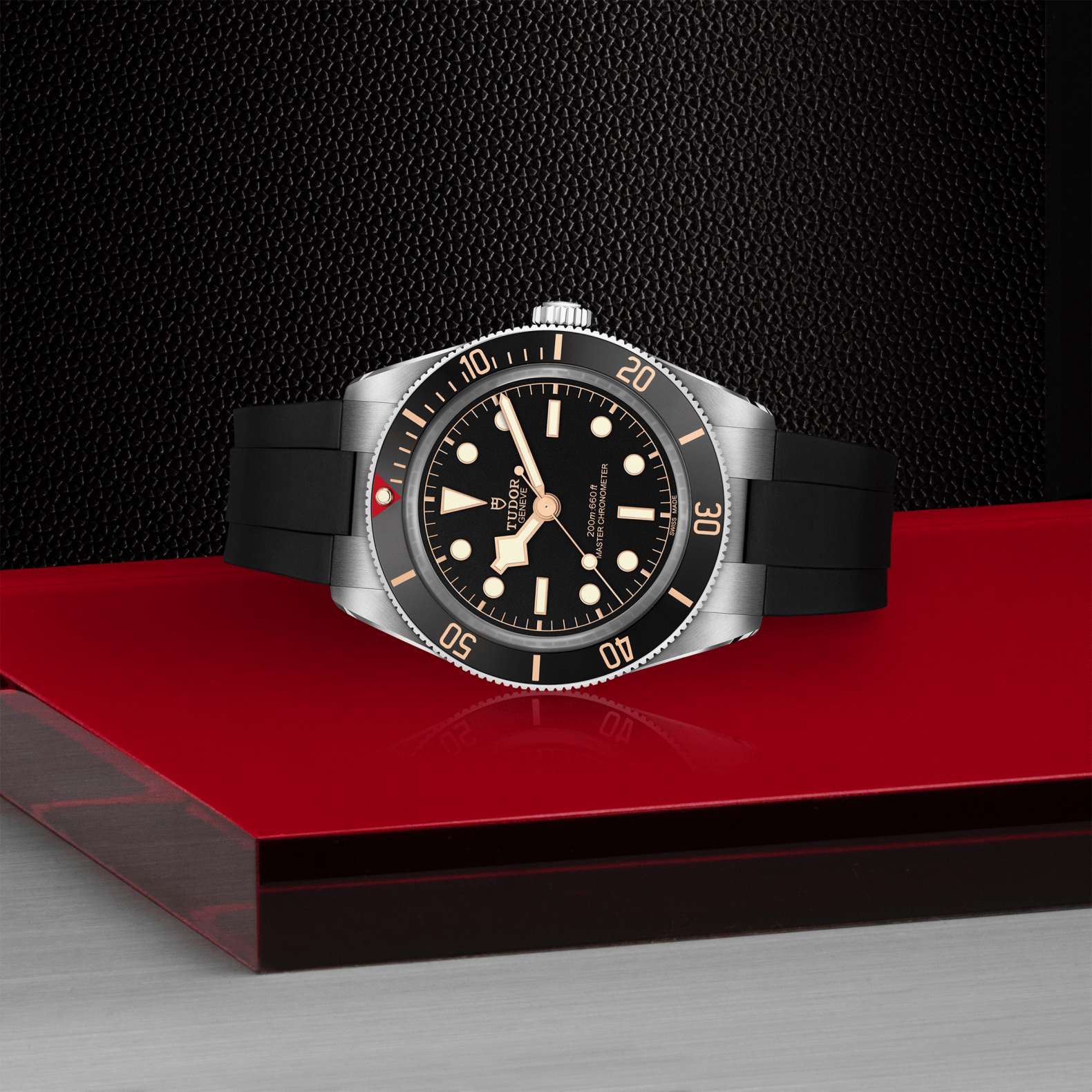 Tudor Black Bay 58 in 39mm steel case, Rubber strap - Global Watch Company