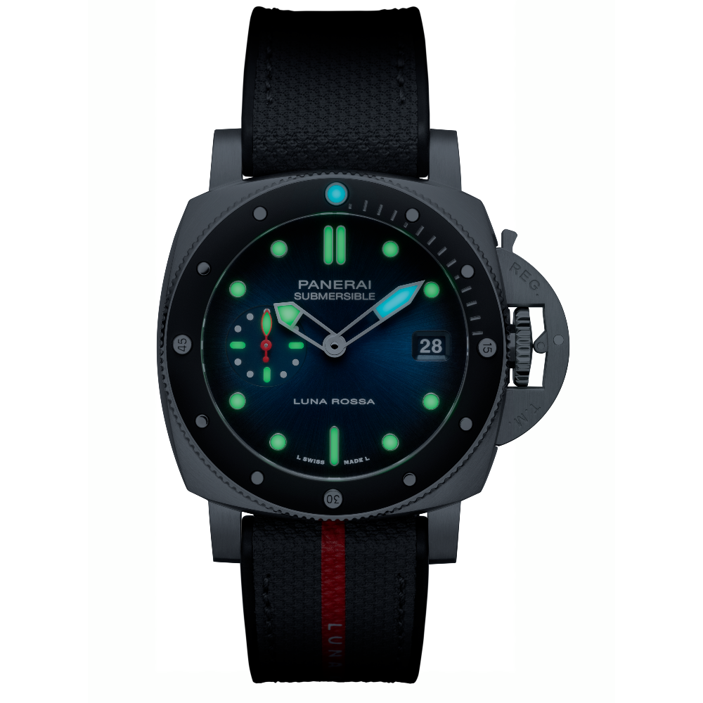 Panerai Submersible Luna Rossa PAM01565