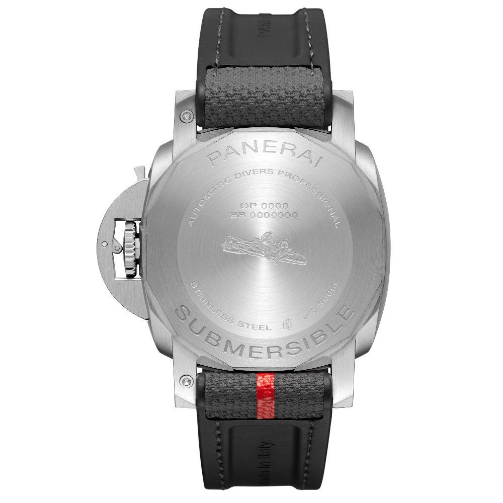 Panerai Submersible Luna Rossa PAM01579