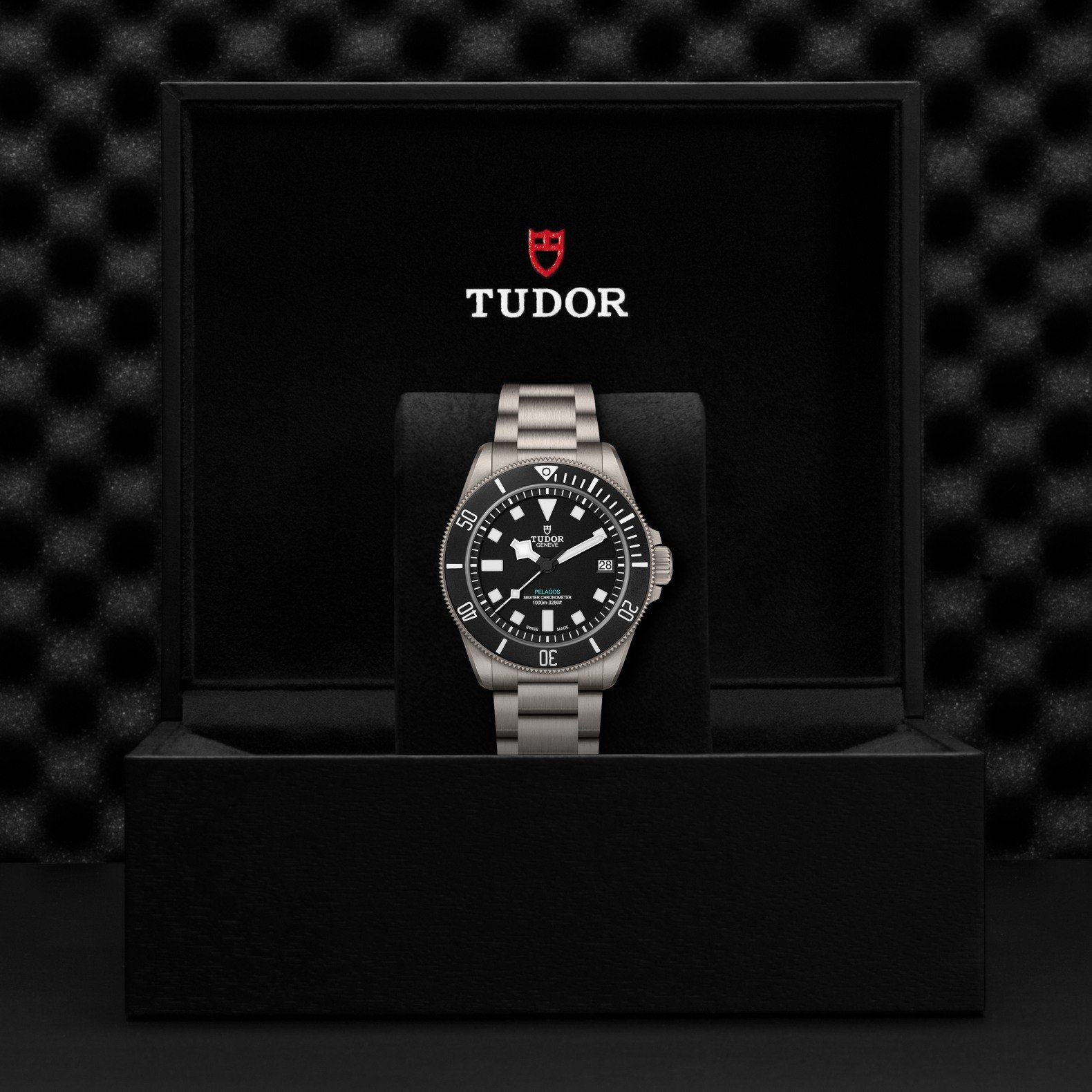 Tudor Pelagos Ultra in Unidirectional rotating bezel , Titanium bracelet - Global Watch Company