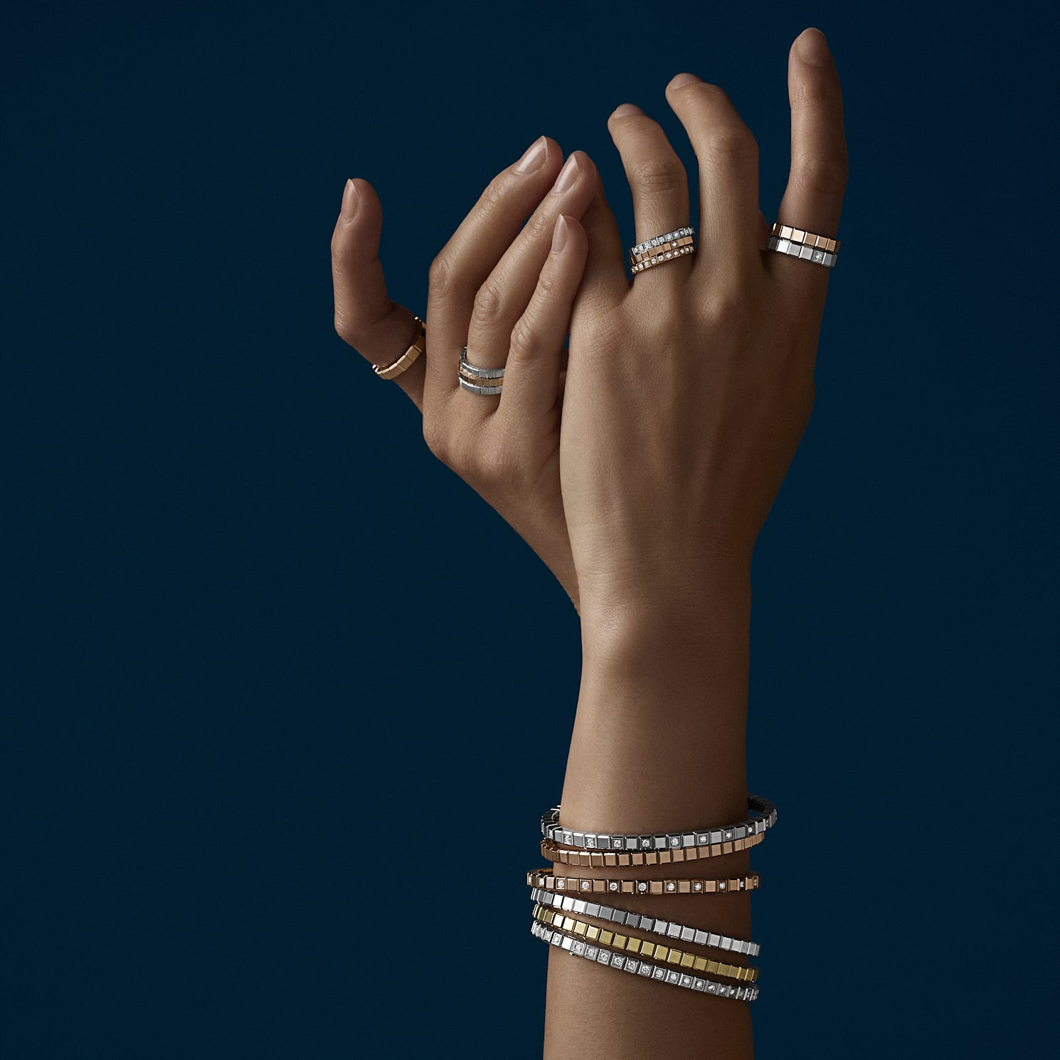 Chopard - Ring Ice Cube @827702-5199 worn side view