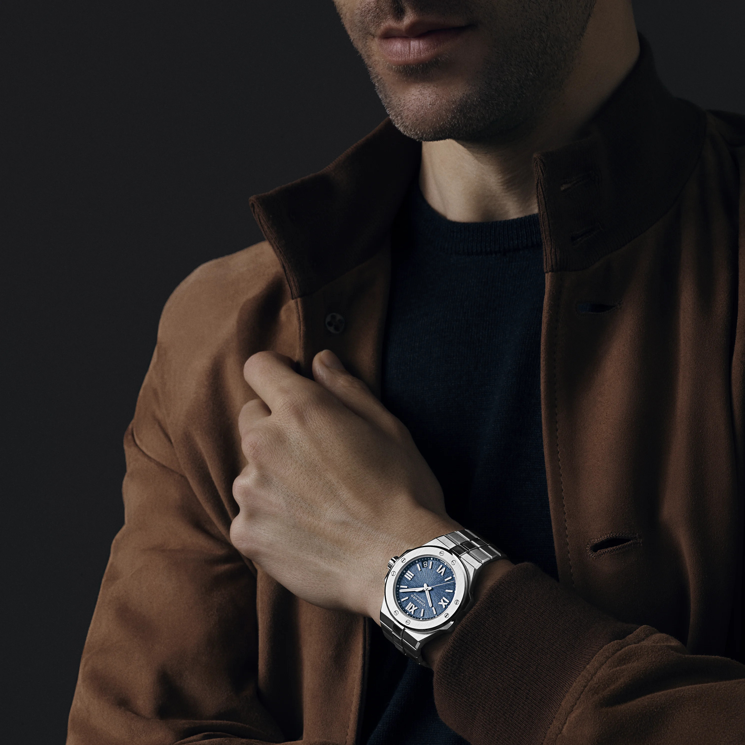 A man Alpine Eagle 41 watch 