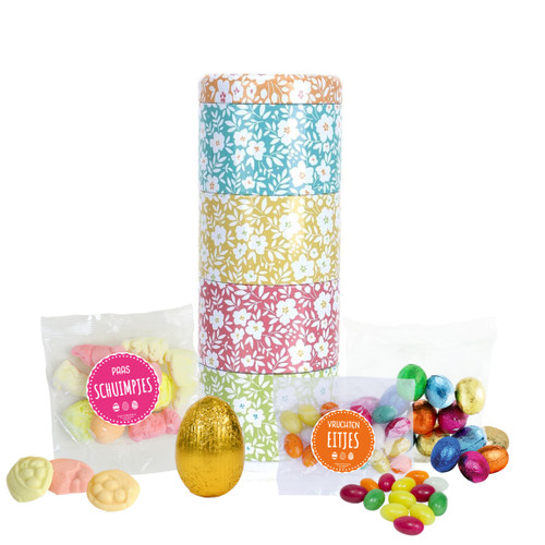 Stapelblik met o.a. Hol chocolade-ei - Paasattentie