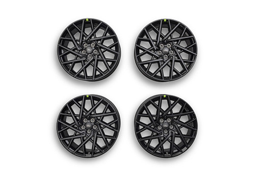 Ford Raving 22-24 Ford Maverick 20in Wheel Kit - Gloss Black (Set of 4) - M-1007K-M208GM User 1