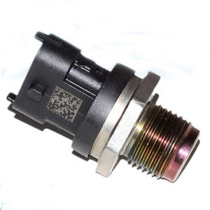 Area Diesel Service Magnum Fuel Injection Pressure Sensor 60-3029 for 2004-2005 GM 6.6L LLY & 2003-2009 Dodge 5.9L