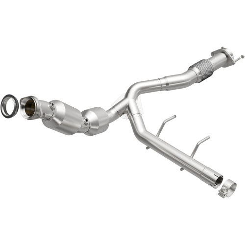 MagnaFlow 22-24 Ford Expedition 3.5L w/ Dual Exhaust Right Underbody Direct-Fit Catalytic Converter - 281067 Photo - Primary