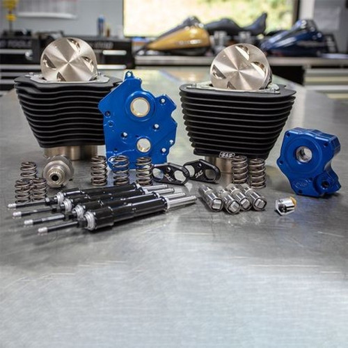 S&S Power Pack/Oil Cooled/4.250in Bore/4-3/8in Stroke/550C Cam/Black no Highlight/2017 M8 - 310-1057B Photo - Primary