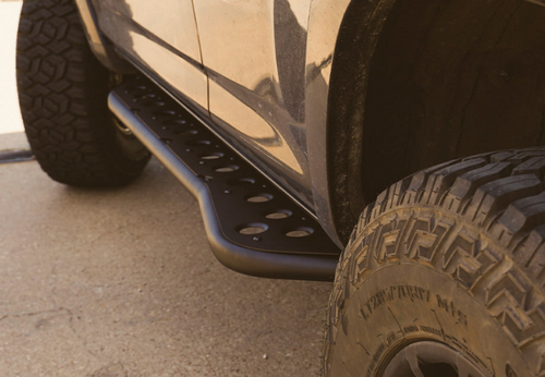 Cali Raised 03-09 Toyota 4Runner Step Ed Bolt On Rock Sliders - Kick Out/BedLiner Filler Plate/Pwdr - CR2726 Photo - Primary